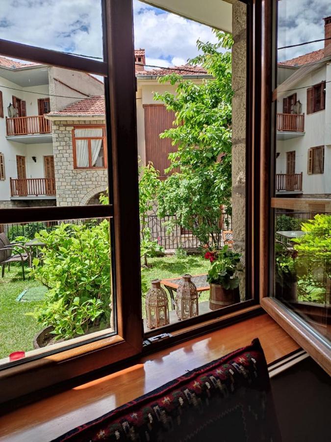 Hotel Olympic Metsovo Buitenkant foto