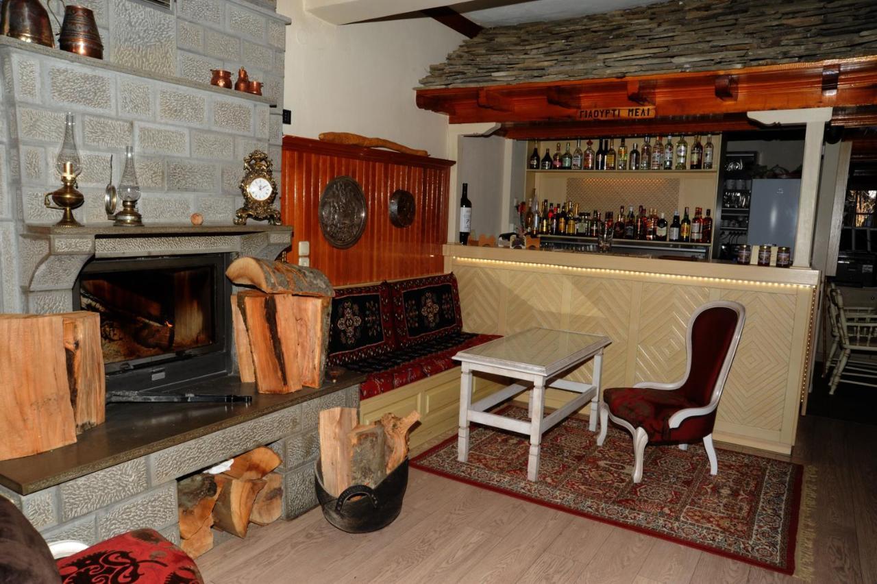 Hotel Olympic Metsovo Buitenkant foto